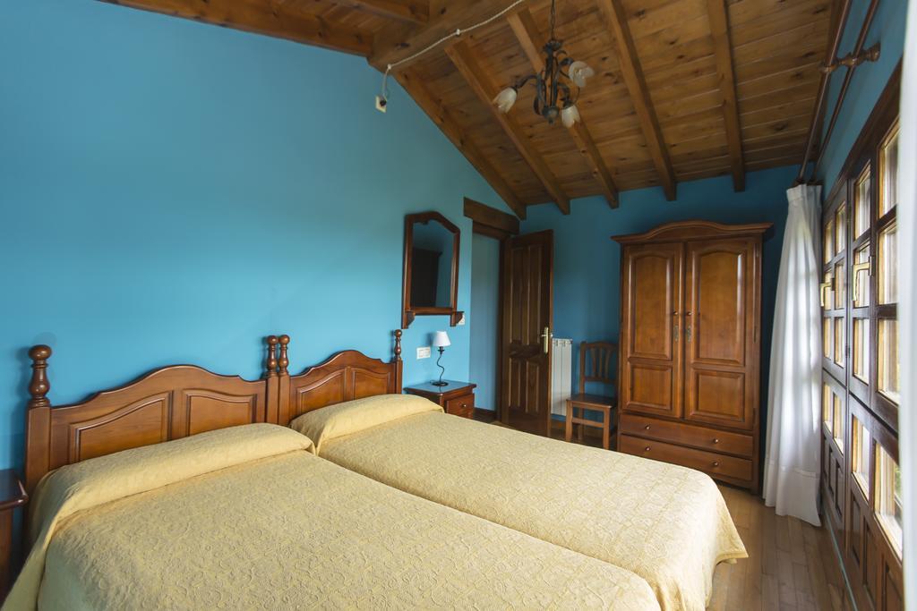 Country house Playa De Guadamia Llames de Pria