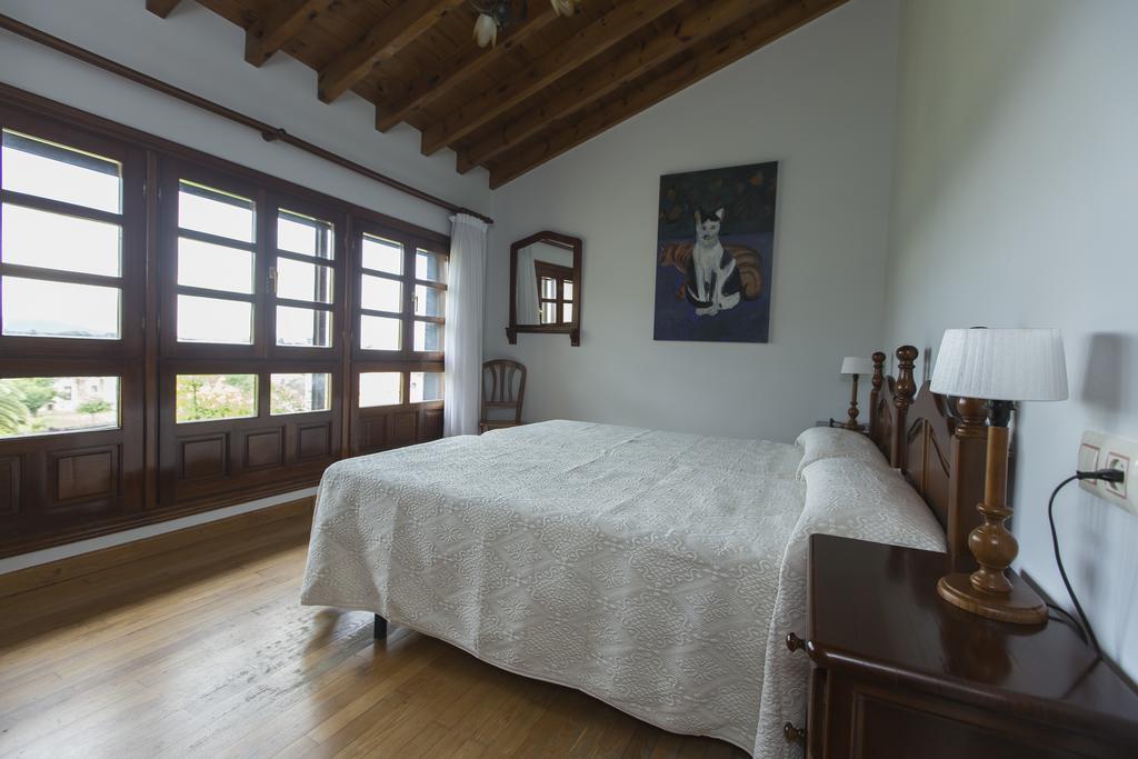 Playa De Guadamia Country house *